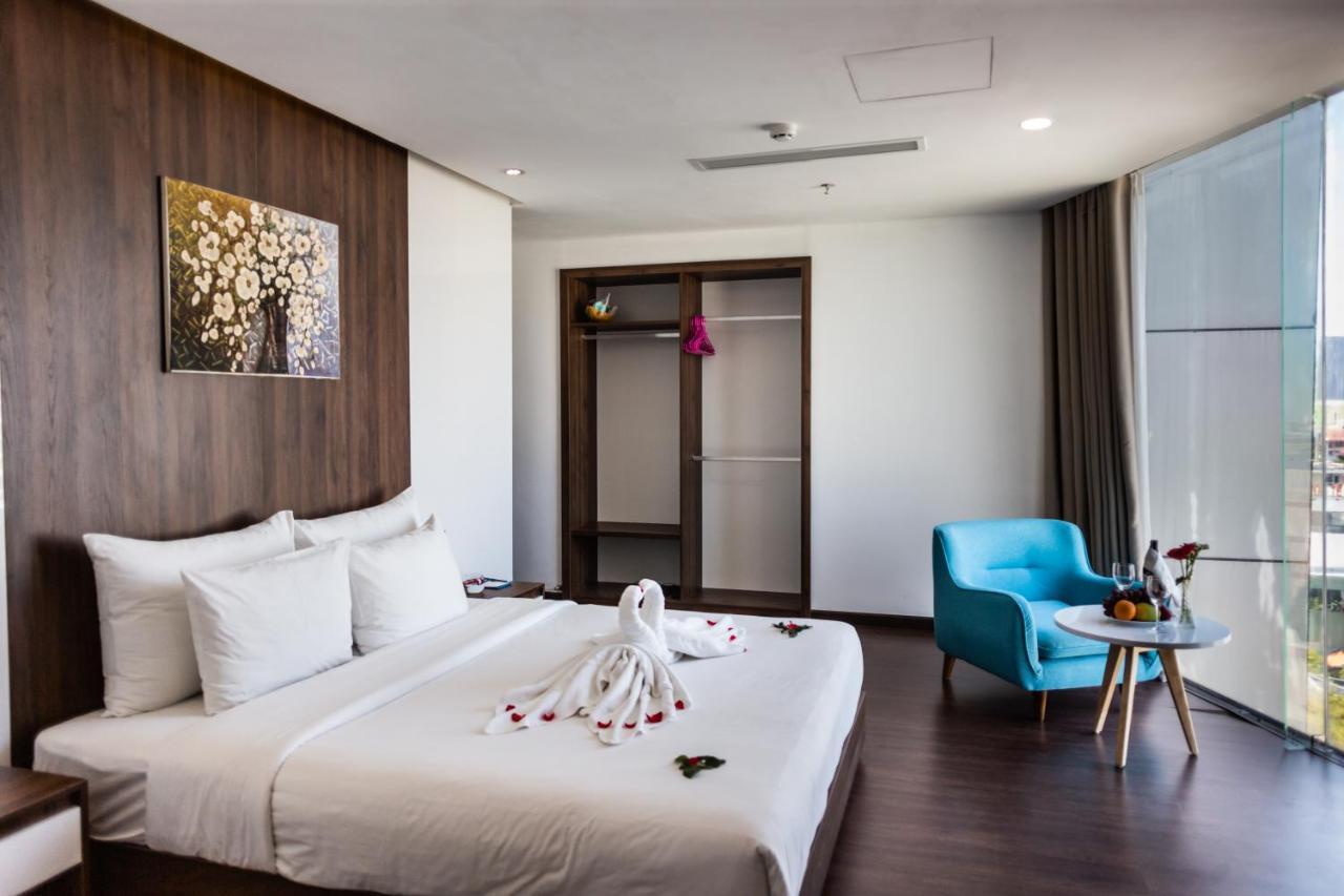 Gold Hotel Da Nang By Haviland Exteriör bild