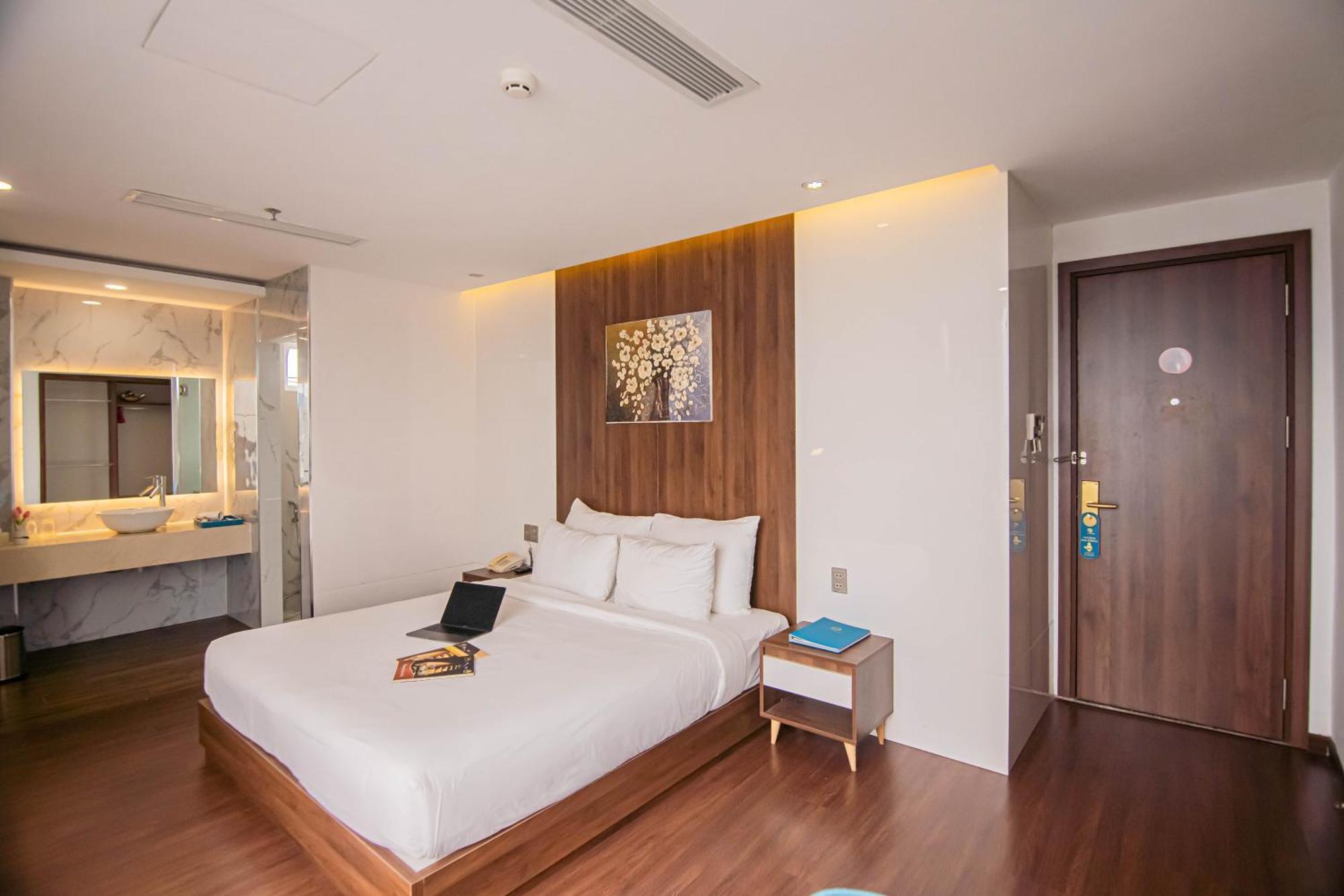 Gold Hotel Da Nang By Haviland Exteriör bild